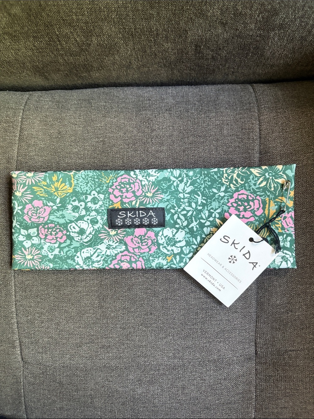 NWT Skida Nordic Floral Headband in Juniper Frost